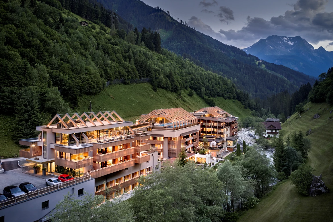 Alpin Lodge das Zillergrund ****S - Mountain Aktiv Relax Hotel
