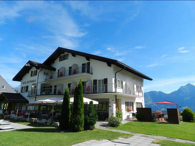 BIKE Hotel Pizzeria Mittenwald Flumserberg T'heim