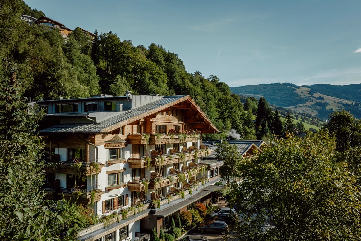 Familien- & Gartenhotel Theresia****S