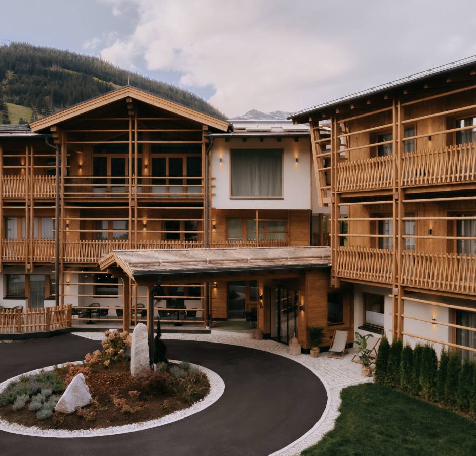 Fräulein Nannerl - Alpine Boutique Aparthotel