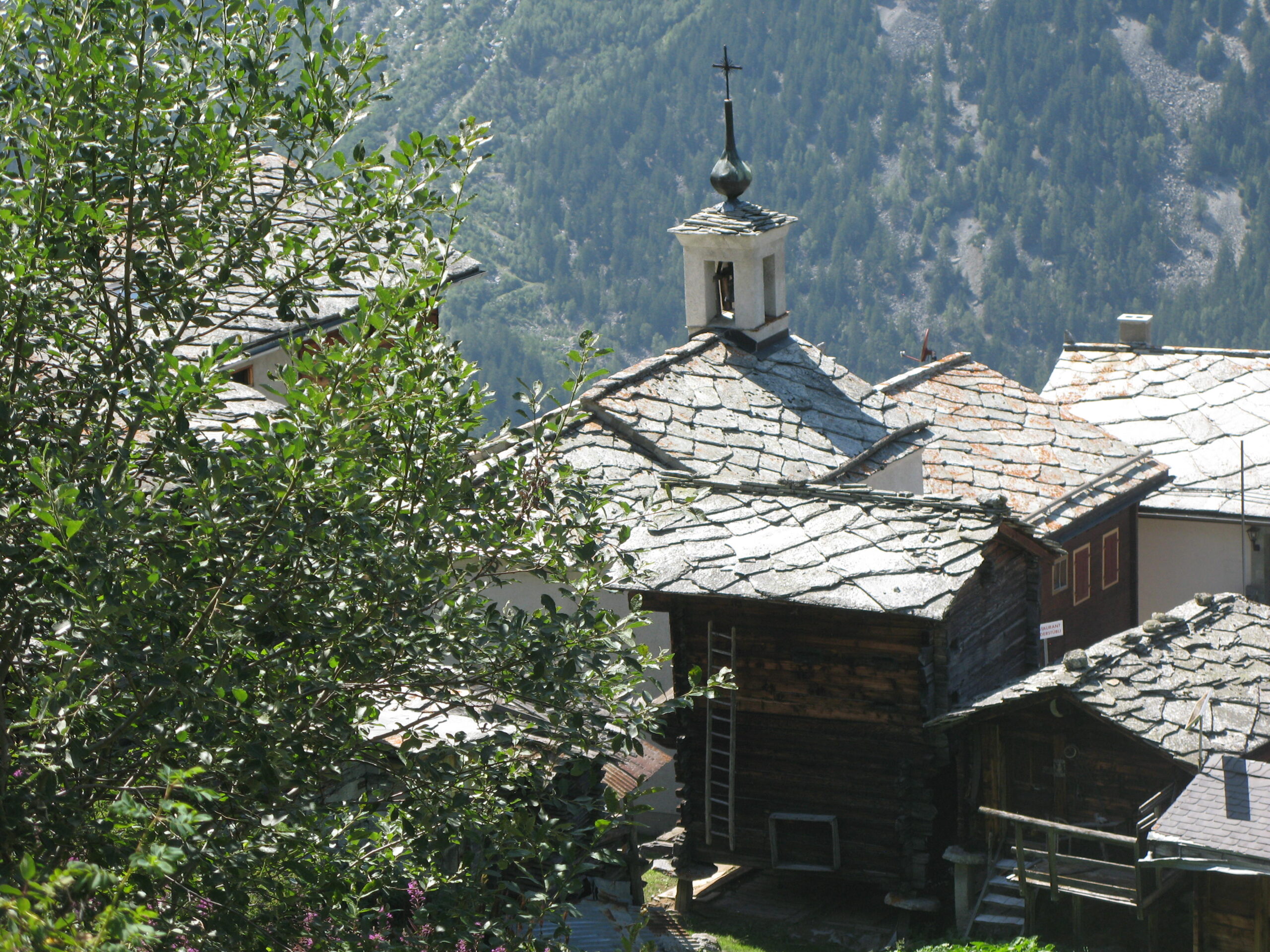 Hotel Alpenrösli Bed & Breakfast