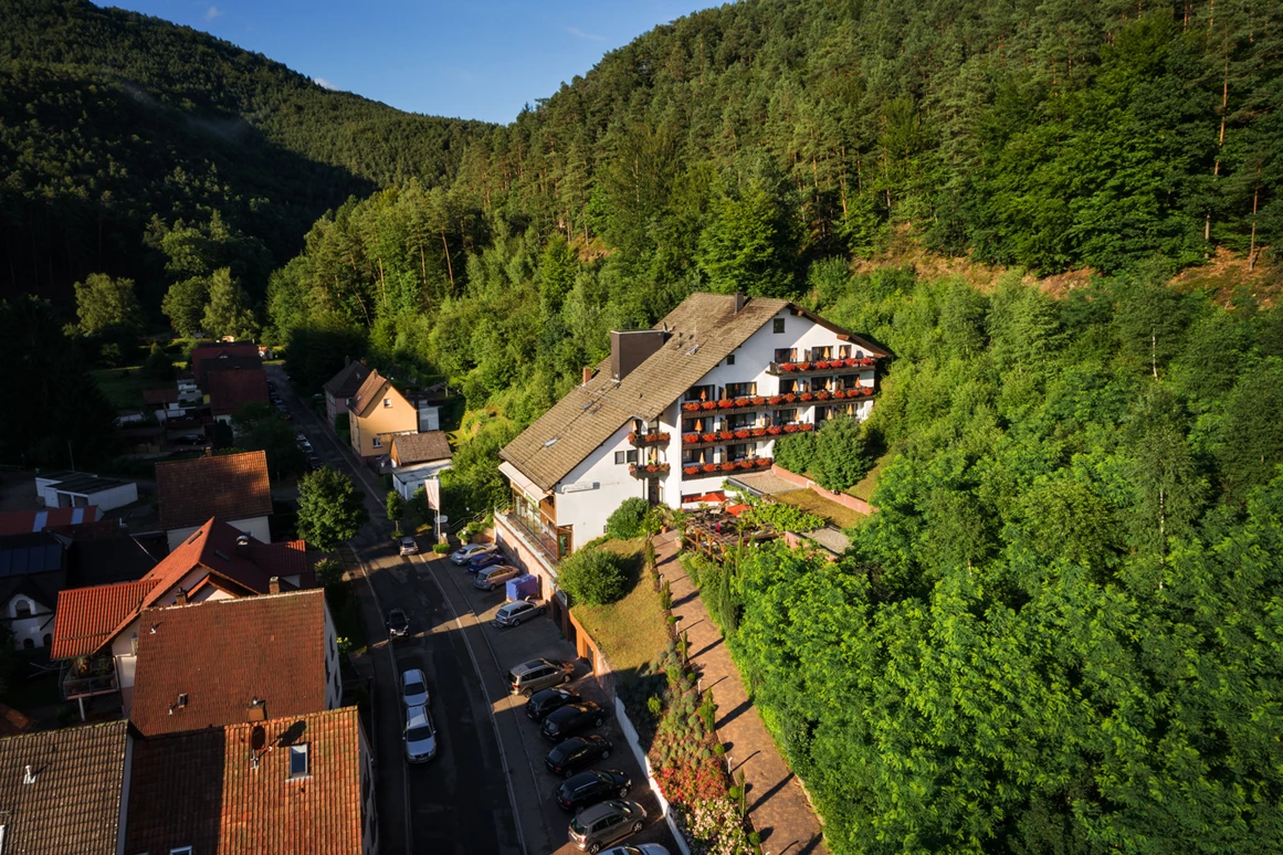 Hotel-Restaurant "Die kleine Blume"