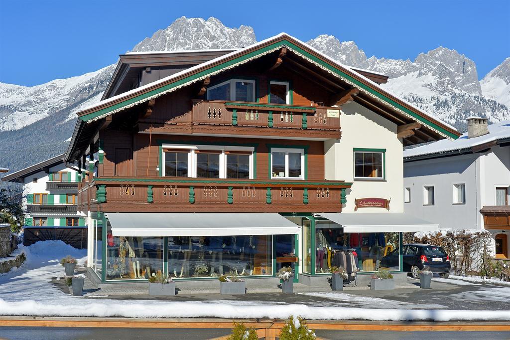 ALP King Hostel