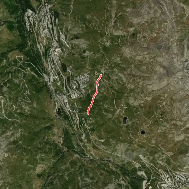 Downhill Trails in Les Belleville